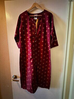 Beautiful Maroon wine red & Golden yellow Beaded Kurti Tunic Dress Size M